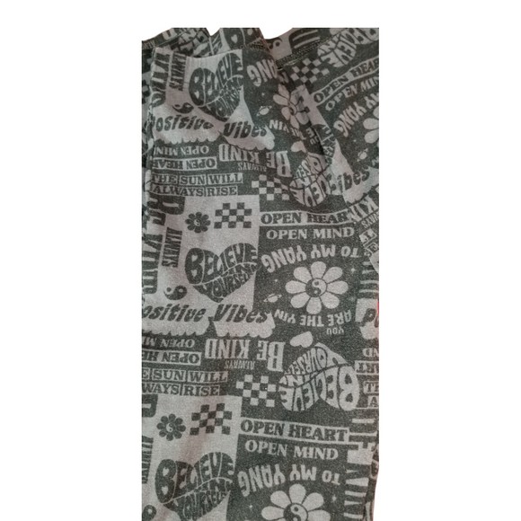 Zoe + Liv Pants Sz M Cotton Spandex Words Hearts Believe in Yourself Be Kind - Picture 2 of 7